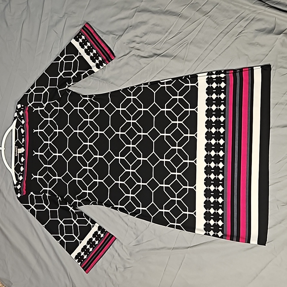 Women's medium dress‎